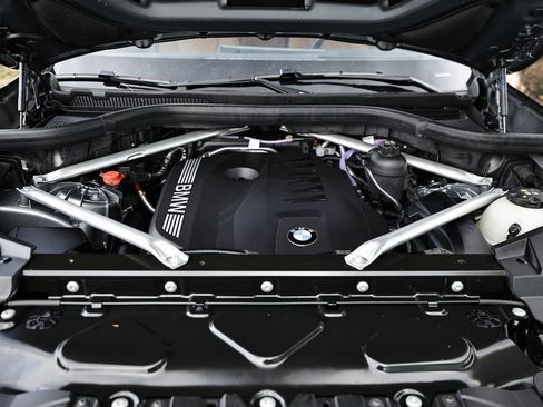 Certified 2025 BMW X5 sDrive40i w/ Premium Package image 33