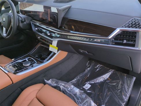 New 2026 BMW X5 xDrive40i w/ Premium Package image 29