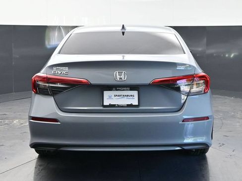Used 2023 Honda Civic EX image 6