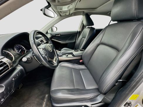 Used 2015 Lexus IS 250 w/ Navigation System Package RWD image 13