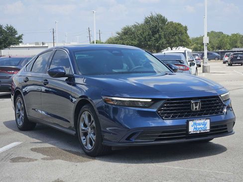 Used 2024 Honda Accord EX image 3