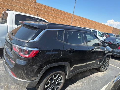 Used 2021 Jeep Compass Trailhawk w/ Convenience Group AWD/4WD image 12