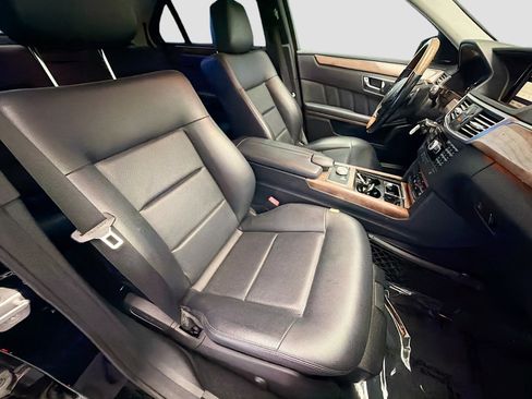 Used 2011 Mercedes-Benz E 350 Sedan image 15