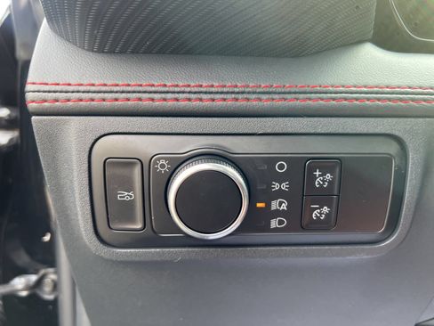 Used 2025 Ford Mustang GT Premium RWD image 32
