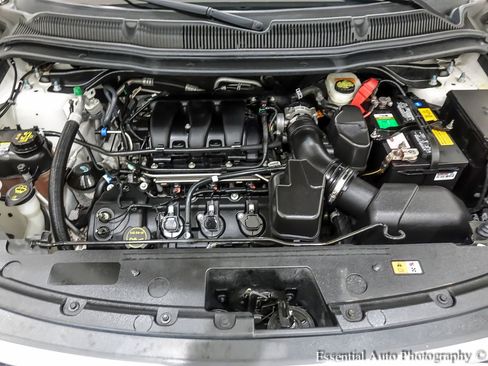 Used 2018 Ford Explorer XLT w/ Equipment Group 202A image 40