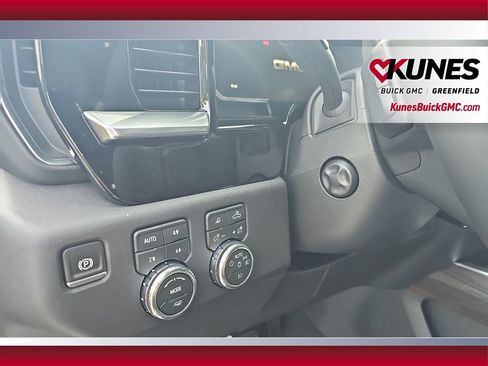 New 2026 GMC Sierra 1500 SLT w/ SLT Premium Plus Package AWD/4WD image 15
