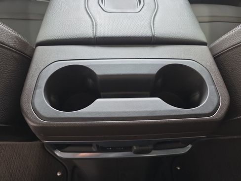 Used 2022 GMC Sierra 1500 Denali w/ Denali Reserve Package image 32