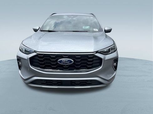 Certified 2023 Ford Escape ST-Line Elite w/ Premium Technology Package AWD/4WD image 10
