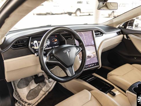 Used 2019 Tesla Model S 100D AWD/4WD image 6