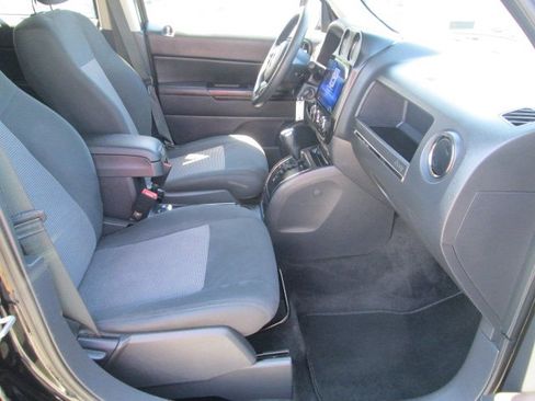 Used 2014 Jeep Patriot Sport w/ Power Value Group AWD/4WD image 13