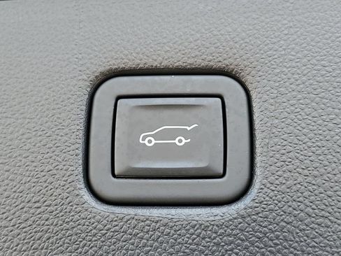 Used 2023 Chevrolet Blazer LT w/ Convenience Package AWD/4WD image 36