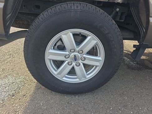 Used 2022 Ford F150 XLT image 13