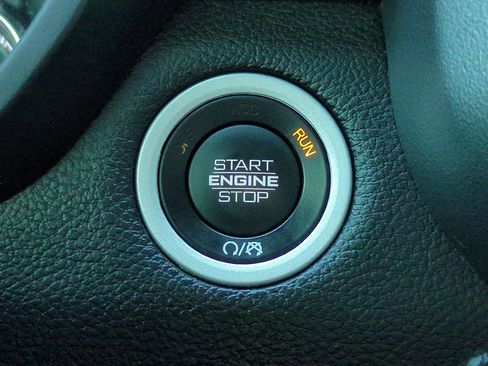 Used 2022 RAM 1500 Big Horn AWD/4WD image 23