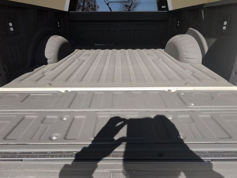 Used 2024 Ford F250 Lariat w/ Lariat Ultimate Package image 24