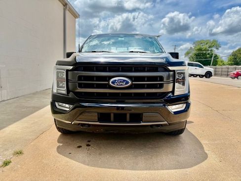 Used 2021 Ford F150 Lariat w/ Equipment Group 502A High AWD/4WD image 2
