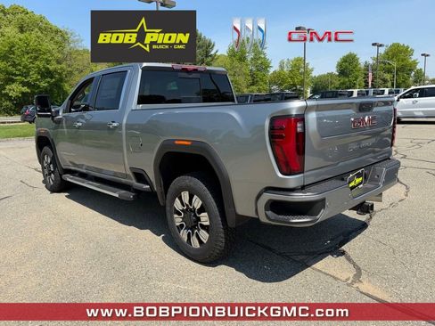 New 2026 GMC Sierra 2500 Denali w/ Denali Reserve Package AWD/4WD image 3