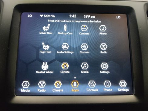 Used 2022 Jeep Cherokee Latitude Lux w/ Mopar Interior Package AWD/4WD image 25