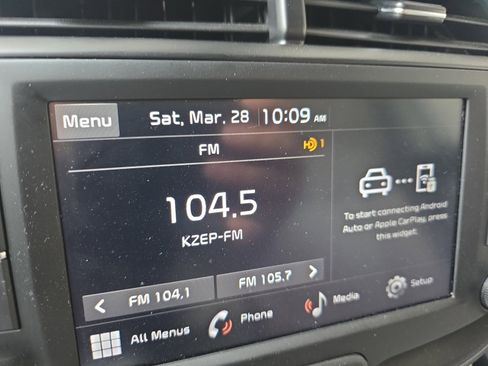 Certified 2025 Kia Soul LX w/ LX Technology Package image 12