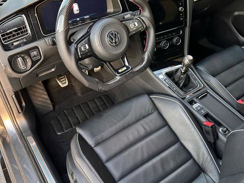 Used 2019 Volkswagen Golf R 4-Door image 25