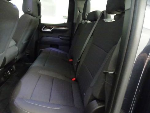 Certified 2023 GMC Sierra 1500 Elevation w/ LPO, Elevation Black Package AWD/4WD image 4