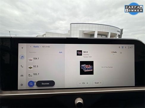 Used 2025 Toyota Crown Signia image 16