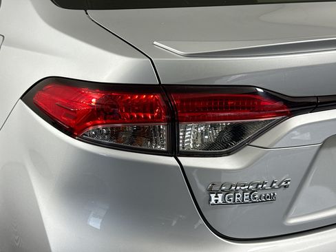 Used 2022 Toyota Corolla SE FWD image 36