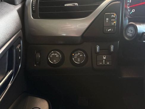 Used 2015 Chevrolet Suburban LT w/ Max Trailering Package AWD/4WD image 11