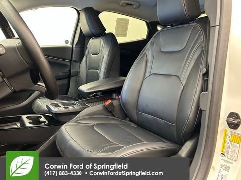 New 2025 Ford Mustang Mach-E Premium image 23