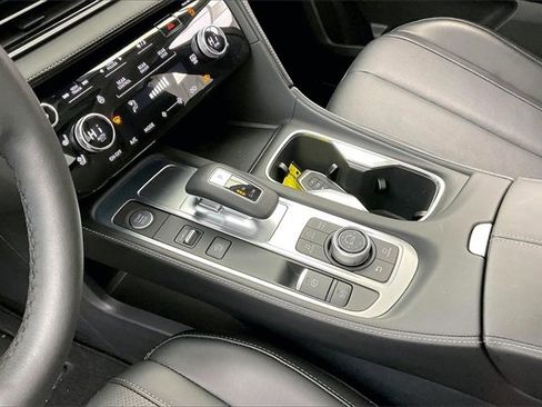 Certified 2025 INFINITI QX60 Luxe image 17