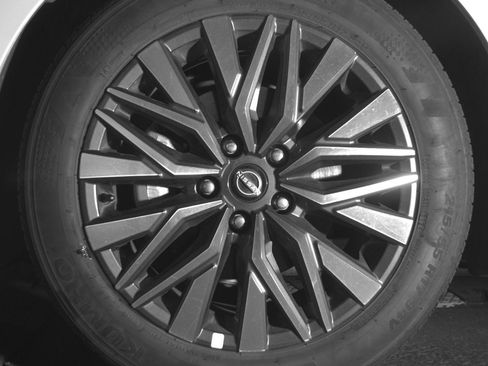 Used 2025 Nissan Altima 2.5 SV image 12