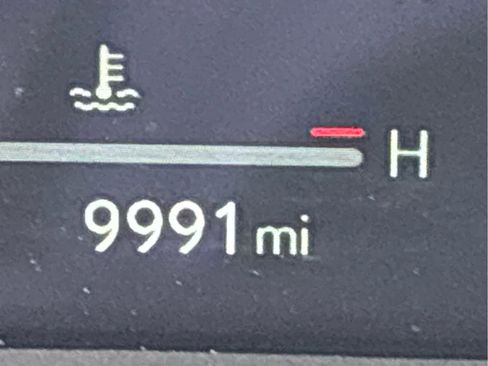 Used 2025 Lexus GX 550 w/ Accessory Package (Z1) image 16