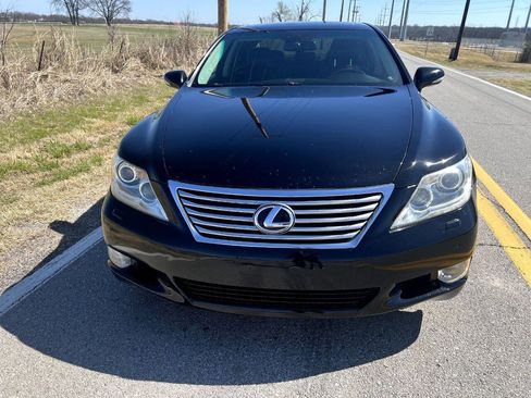 Used 2012 Lexus LS 460 L w/ Luxury Pkg image 3