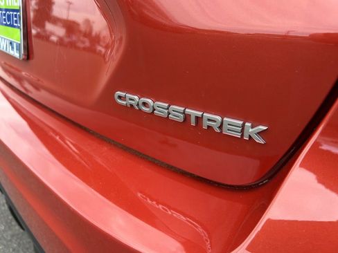Used 2024 Subaru Crosstrek 2.0i Premium w/ Crosstrek Mirror Package AWD/4WD image 31