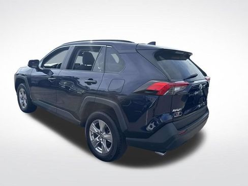 Used 2025 Toyota RAV4 XLE AWD/4WD image 3