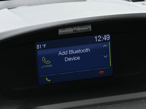 Used 2015 Ford Escape SE image 17