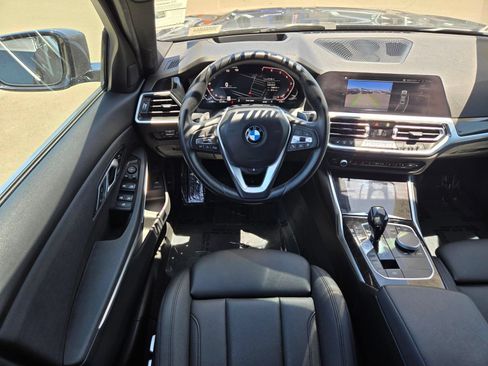 Used 2021 BMW 330i Sedan w/ Premium Package RWD image 18