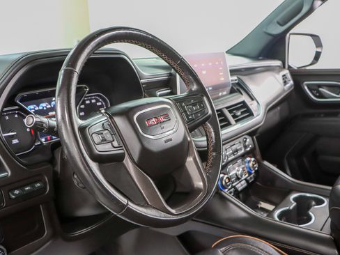 Used 2021 GMC Yukon AT4 w/ Technology Package AWD/4WD image 26