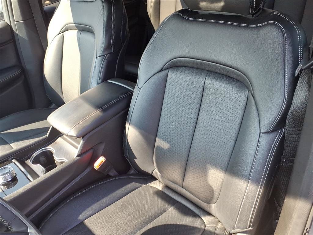 Used 2024 Jeep Grand Cherokee Laredo X w/ Luxury Tech Group I AWD/4WD image 18