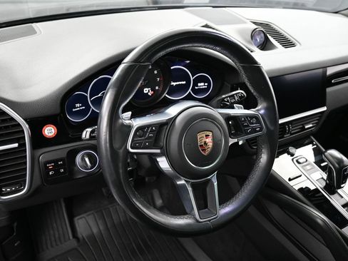 Certified 2019 Porsche Cayenne AWD/4WD image 17