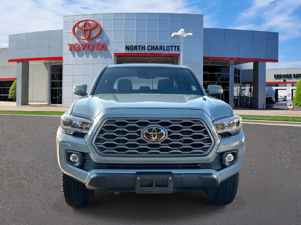 Used 2023 Toyota Tacoma TRD Off-Road AWD/4WD image 3