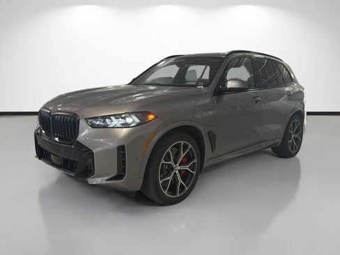 New 2026 BMW X5 xDrive50e w/ M Sport Package image 7