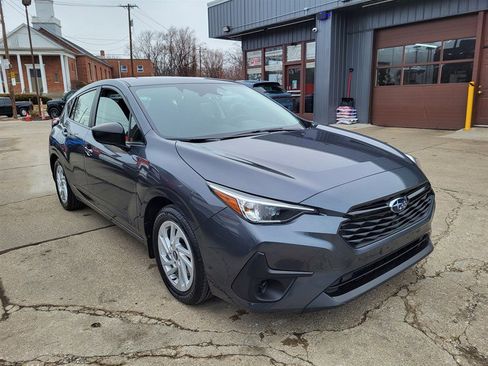 Used 2024 Subaru Impreza 2.0i image 1