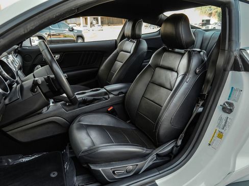 Used 2019 Ford Mustang GT Premium w/ GT Performance Package image 38