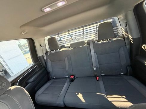 Used 2024 Chevrolet Silverado 3500 LT w/ Convenience Package AWD/4WD image 17