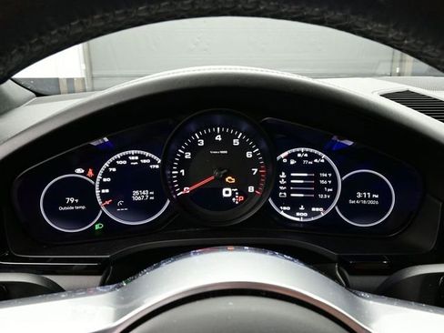 Certified 2023 Porsche Cayenne AWD/4WD image 9