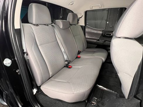 Used 2022 Toyota Tacoma SR image 11