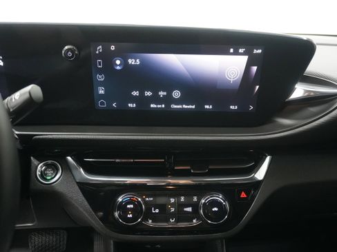 Used 2025 Buick Envista Sport Touring w/ Convenience I Package FWD image 19