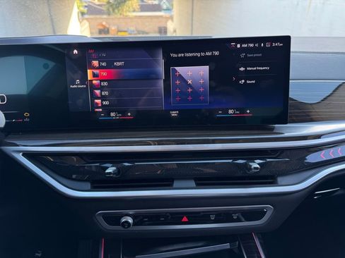 Used 2023 BMW X7 xDrive40i image 8