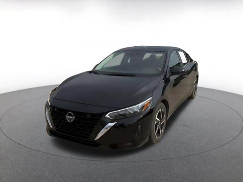 Used 2025 Nissan Sentra SV FWD image 5
