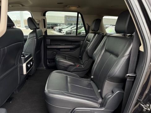 Used 2024 Ford Expedition Max XLT image 17